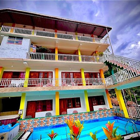Adams Peak Grand Hotel Nallathanniya ภายนอก รูปภาพ