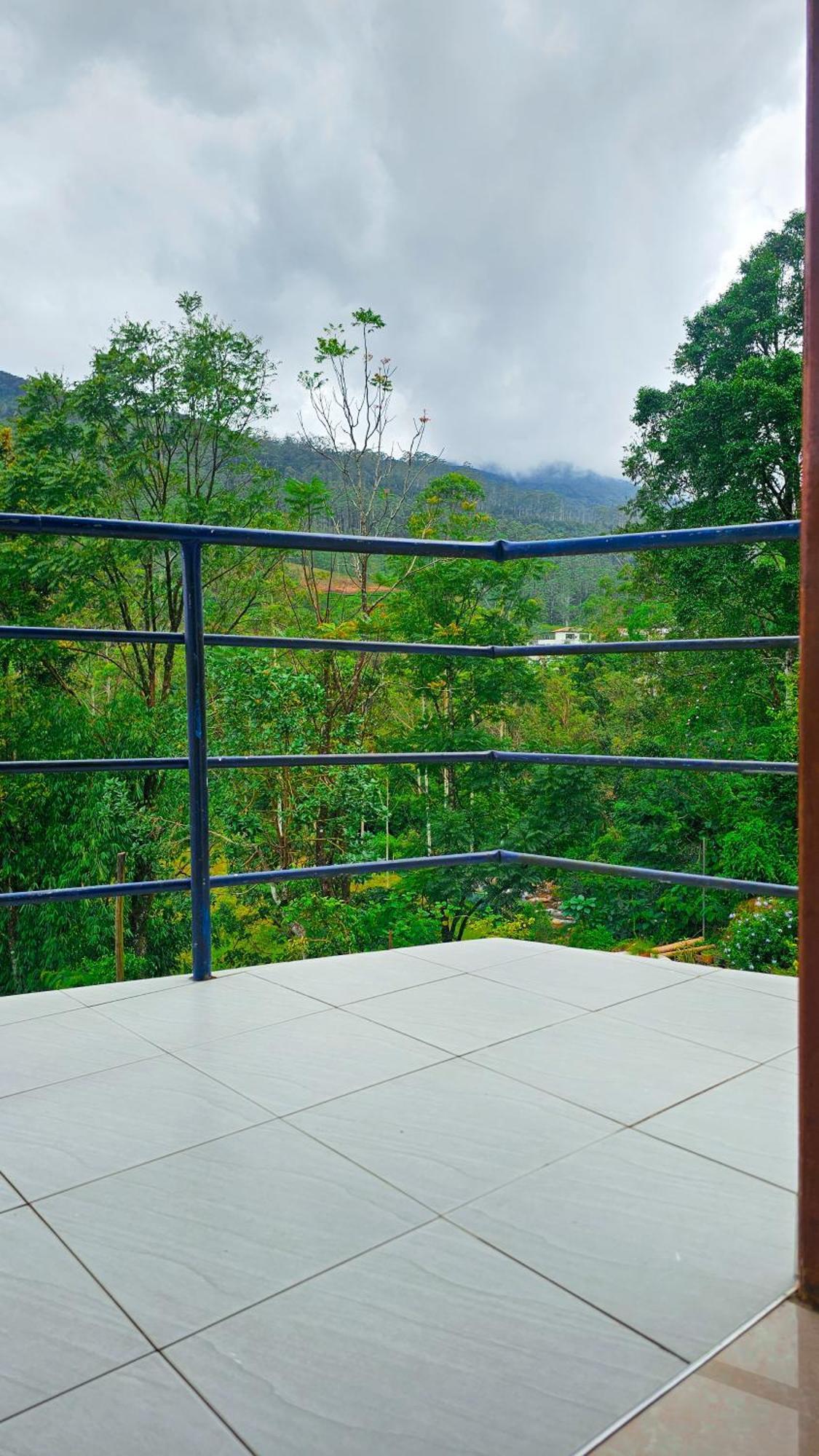 Adams Peak Grand Hotel Nallathanniya ภายนอก รูปภาพ