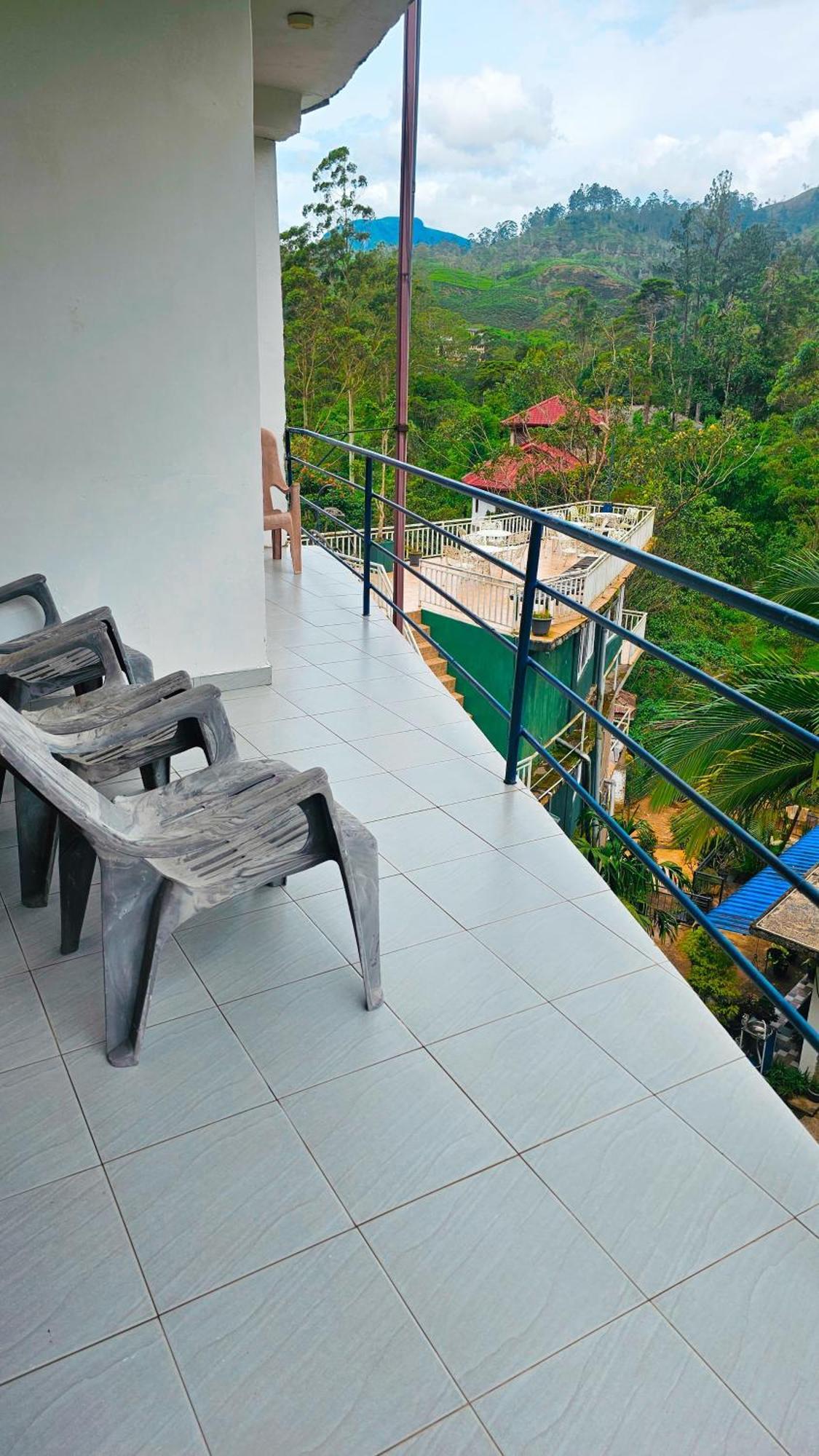 Adams Peak Grand Hotel Nallathanniya ภายนอก รูปภาพ