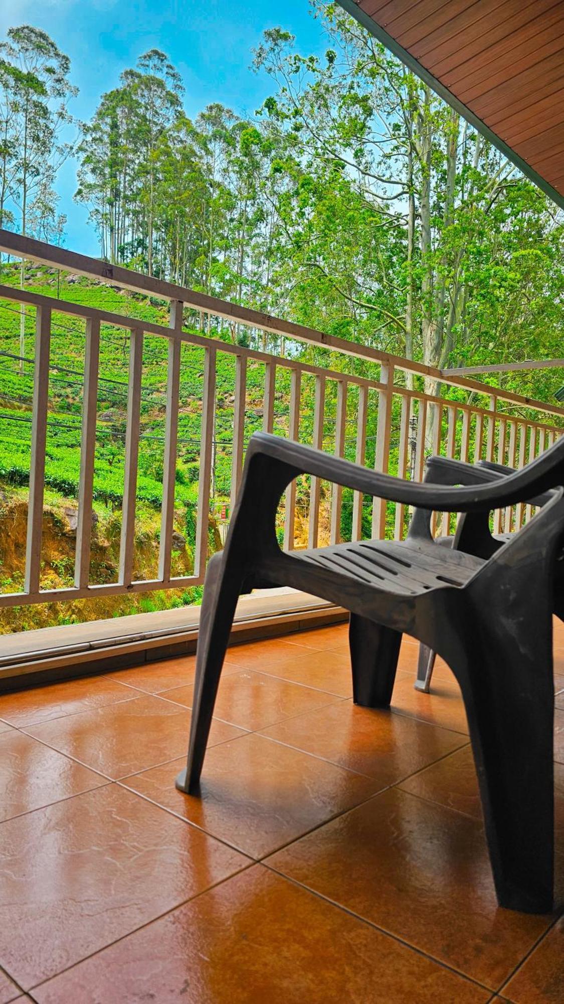 Adams Peak Grand Hotel Nallathanniya ภายนอก รูปภาพ
