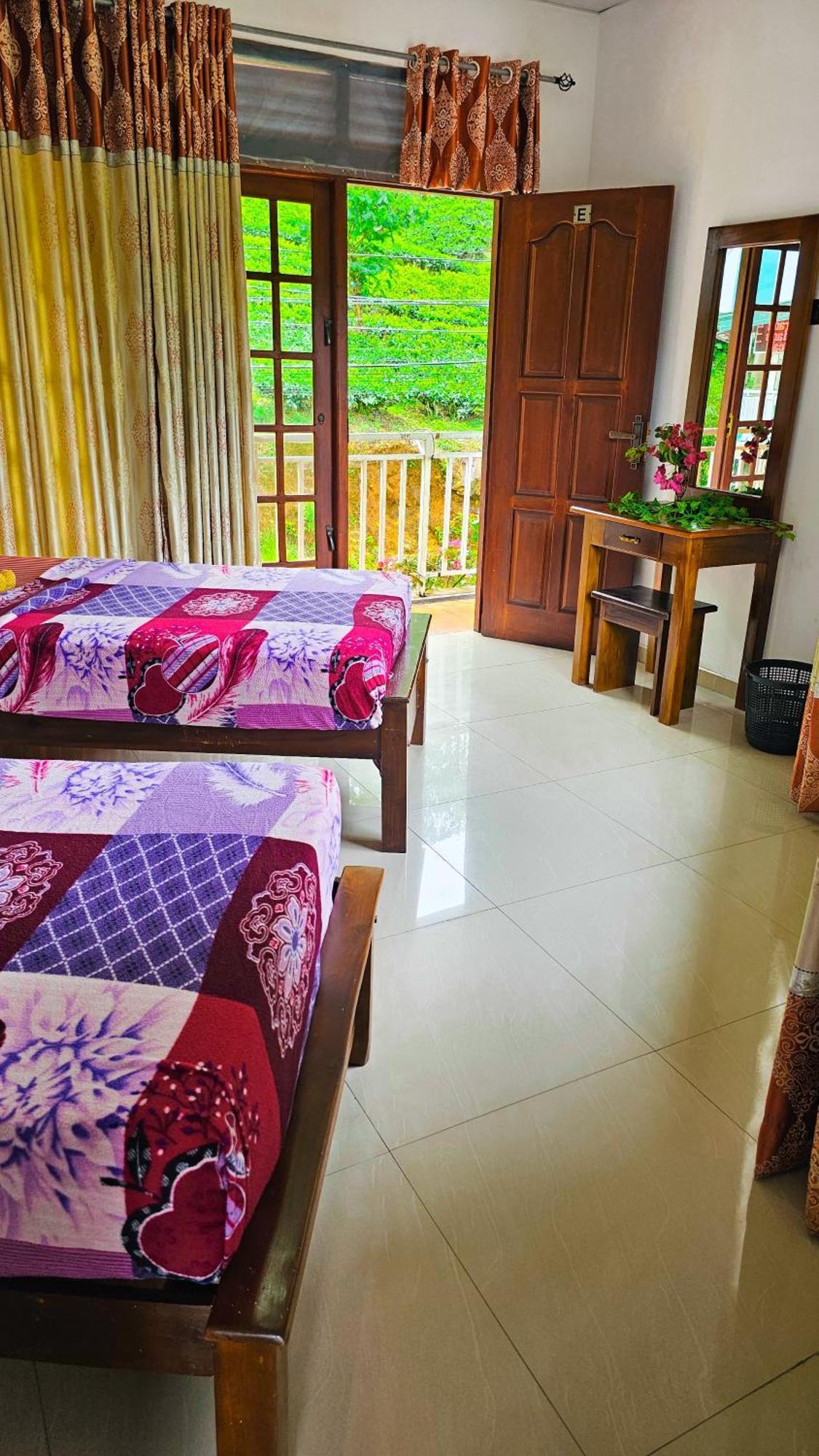 Adams Peak Grand Hotel Nallathanniya ภายนอก รูปภาพ