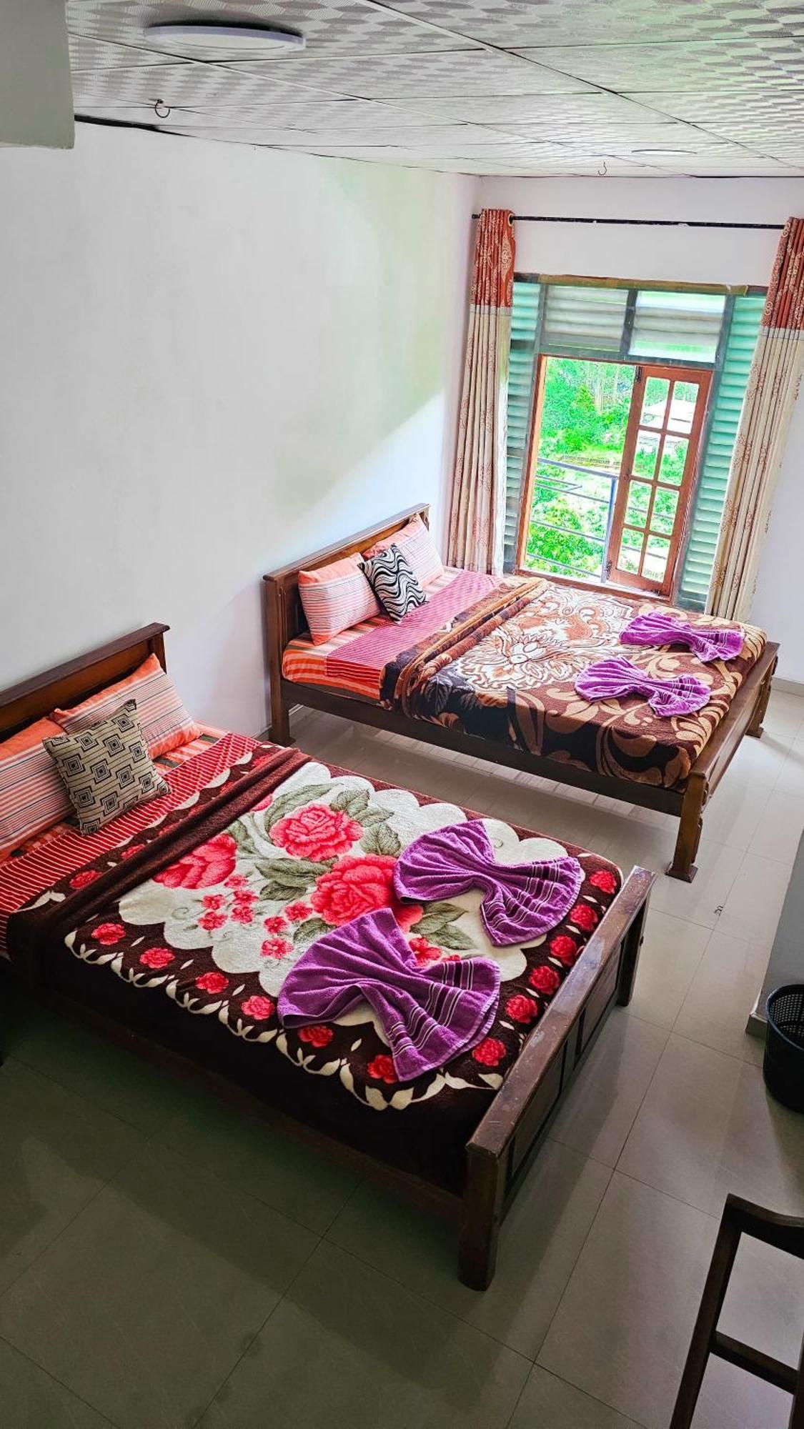 Adams Peak Grand Hotel Nallathanniya ภายนอก รูปภาพ