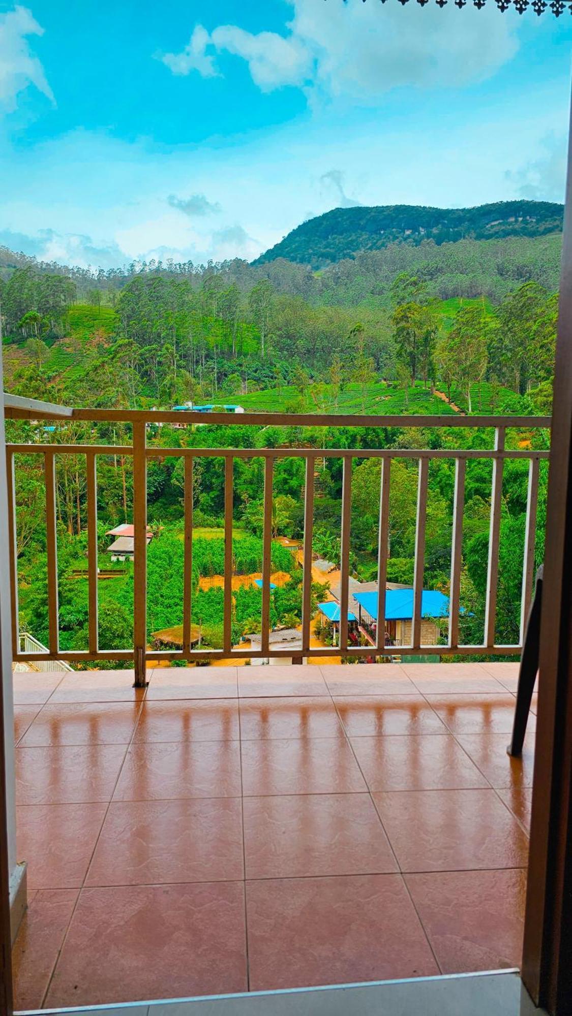 Adams Peak Grand Hotel Nallathanniya ภายนอก รูปภาพ