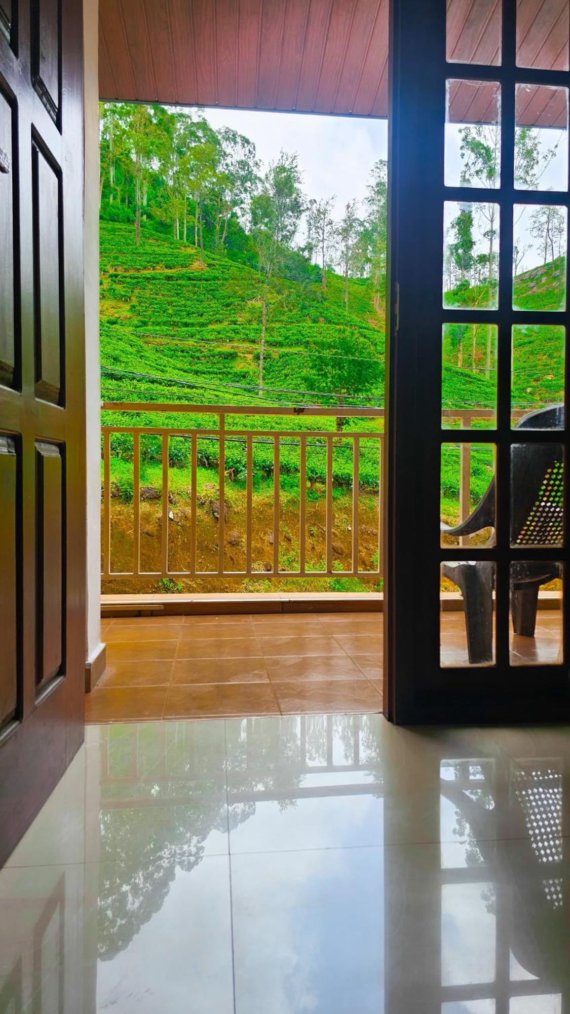 Adams Peak Grand Hotel Nallathanniya ภายนอก รูปภาพ