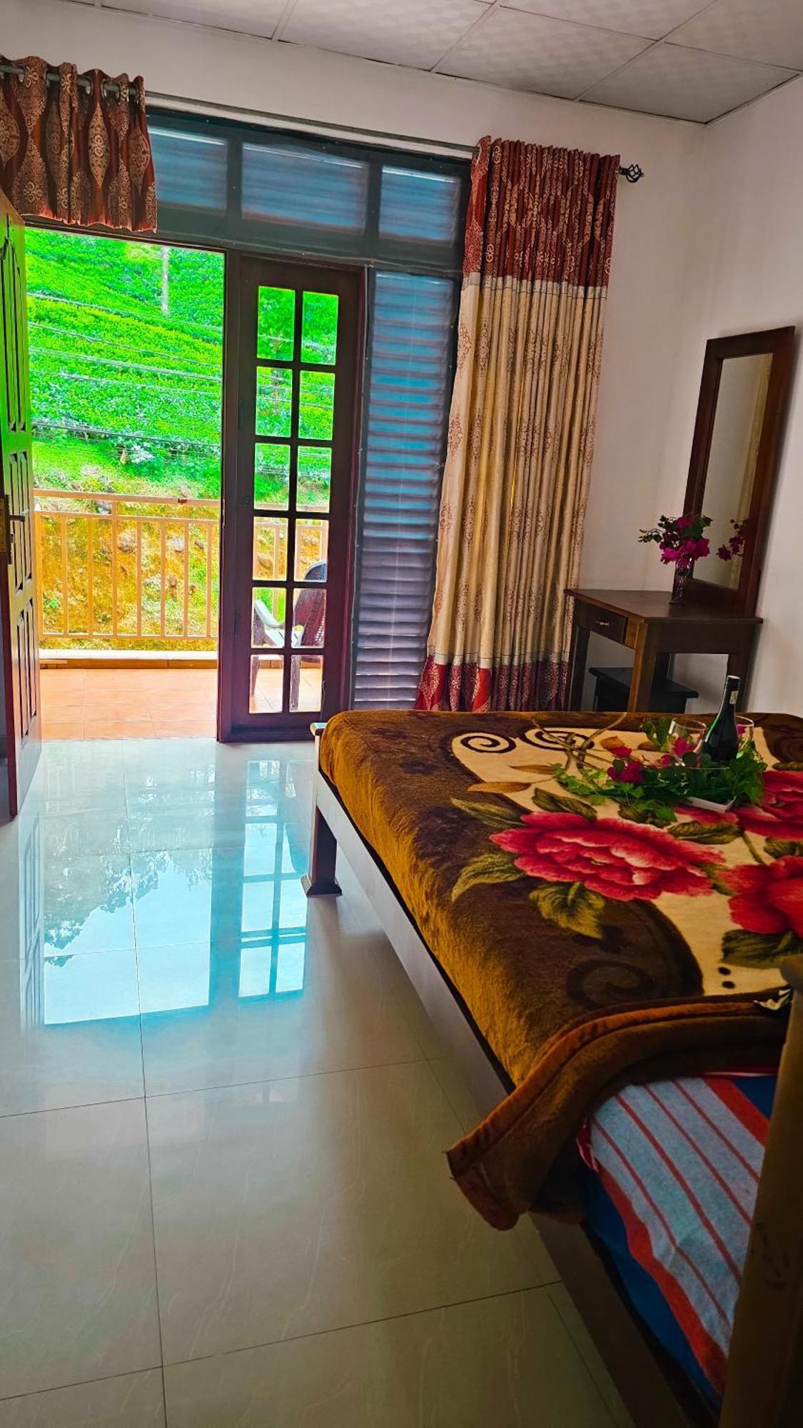 Adams Peak Grand Hotel Nallathanniya ภายนอก รูปภาพ