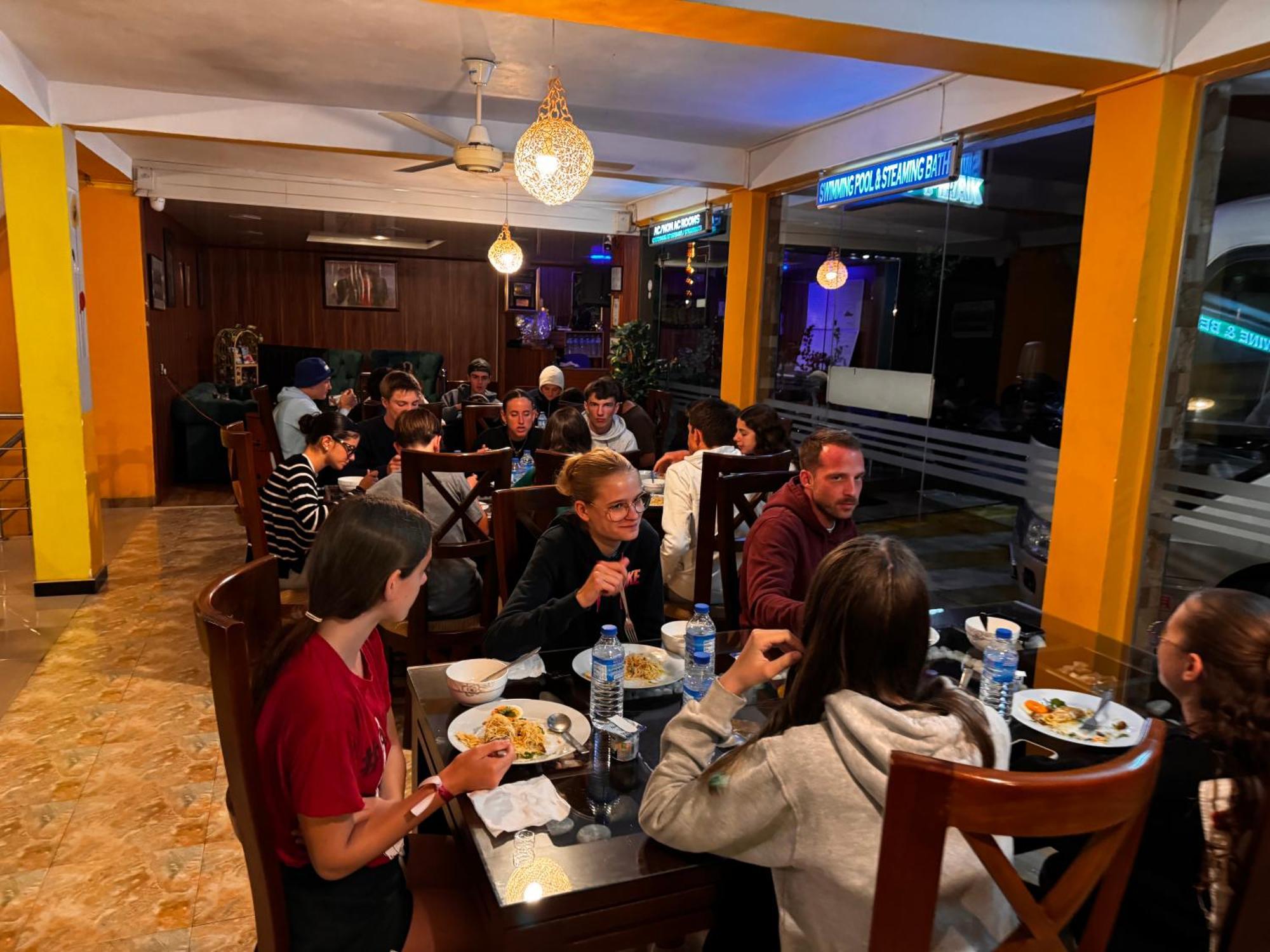 Adams Peak Grand Hotel Nallathanniya ภายนอก รูปภาพ