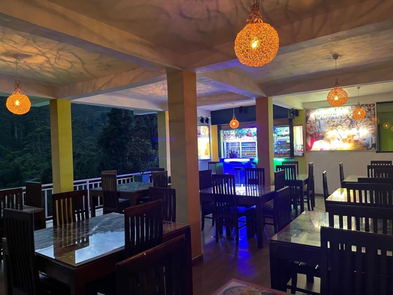 Adams Peak Grand Hotel Nallathanniya ภายนอก รูปภาพ